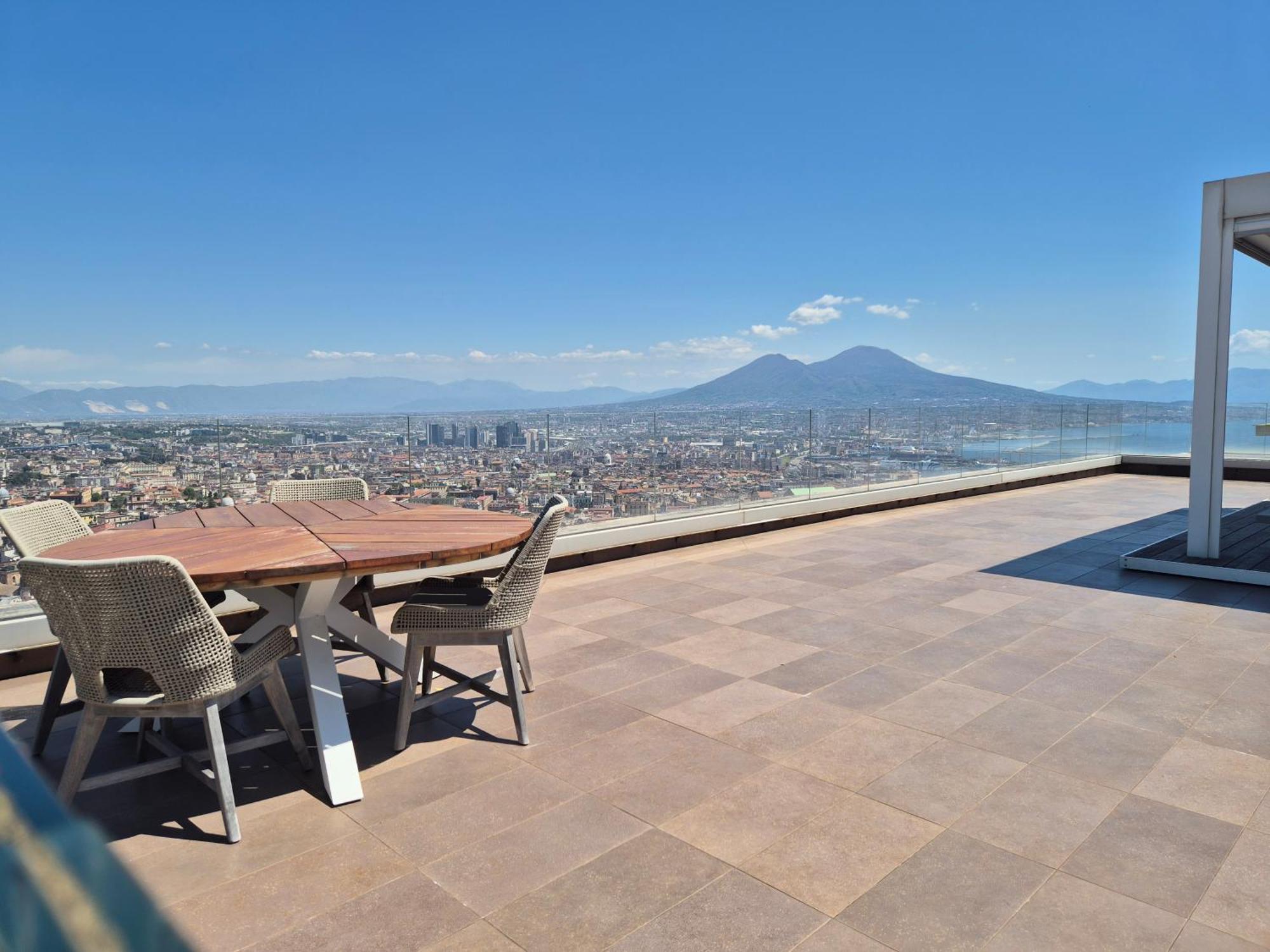 Appartamento Terrazza Manù - Loft Suspended Over The City-vomero *